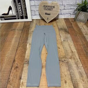 Lululemon Align High Rise Pant with Pockets 25"
Rhino Grey size 2